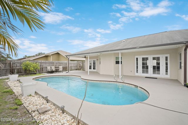 2048 Thistle Drive, Melbourne, FL 32935