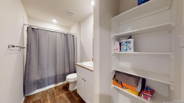 4021 LILAC PATH, St Hedwig, TX 78152