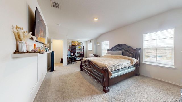 4021 LILAC PATH, St Hedwig, TX 78152