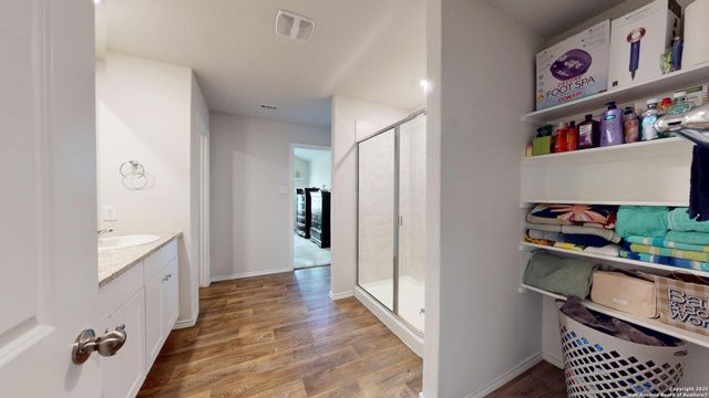 4021 LILAC PATH, St Hedwig, TX 78152