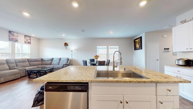 4021 LILAC PATH, St Hedwig, TX 78152