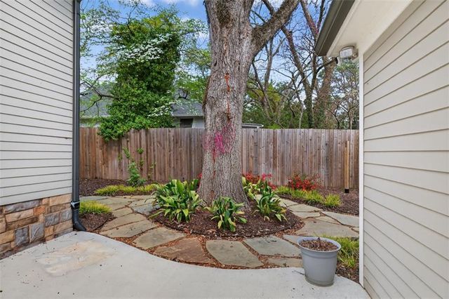 5118 Floyd Street NE, Covington, GA 30014