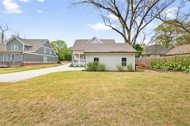 5118 Floyd Street NE, Covington, GA 30014