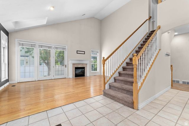 1989 E DONELSON LN, Holladay, UT 84117