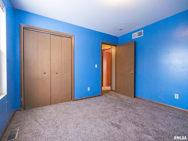 3317 W RICHWOODS Boulevard, Peoria, IL 61604