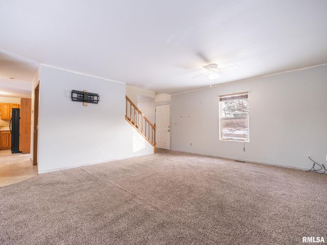 3317 W RICHWOODS Boulevard, Peoria, IL 61604