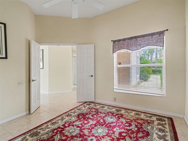 6643 OAKBROOKE CIRCLE, Bradenton, FL 34202