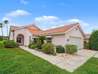 6643 OAKBROOKE CIRCLE, Bradenton, FL 34202