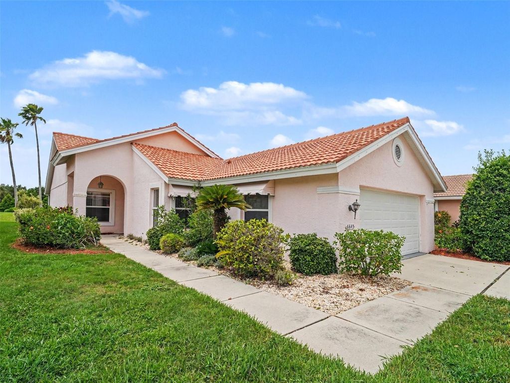 6643 OAKBROOKE CIRCLE, Bradenton, FL 34202
