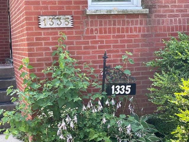 1335 W 109th Street, Chicago, IL 60643