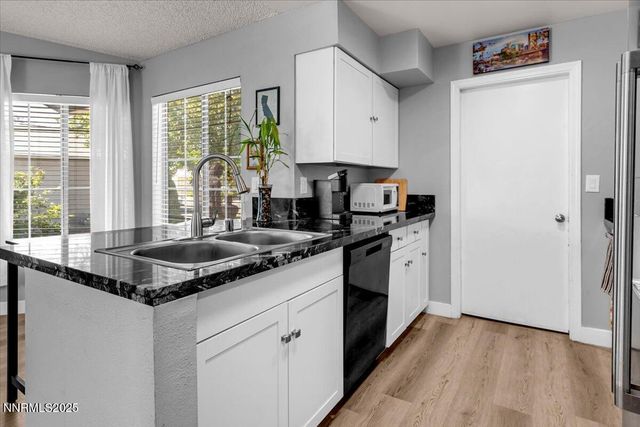 7290 Pah Rah Drive, Sparks, NV 89436