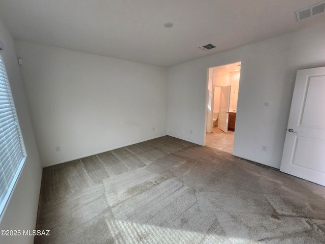 6886 E Via Rancho Rosario, Tucson, AZ 85756