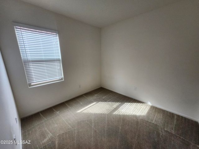 6886 E Via Rancho Rosario, Tucson, AZ 85756