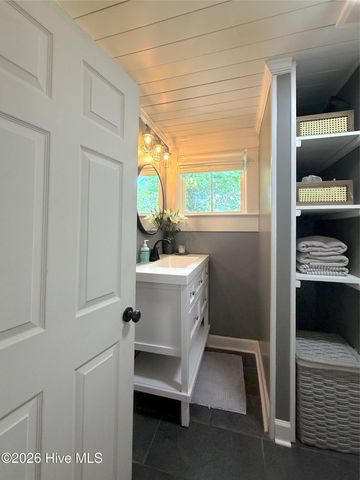 649 E Main Street, Belhaven, NC 27810