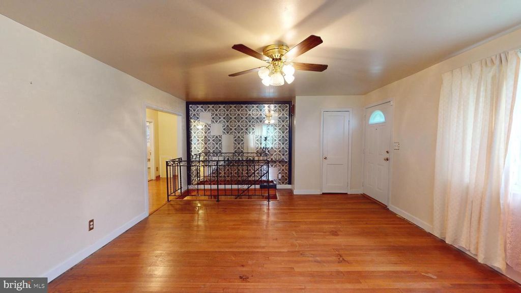 12217 OLD FORT RD, Fort Washington, MD 20744