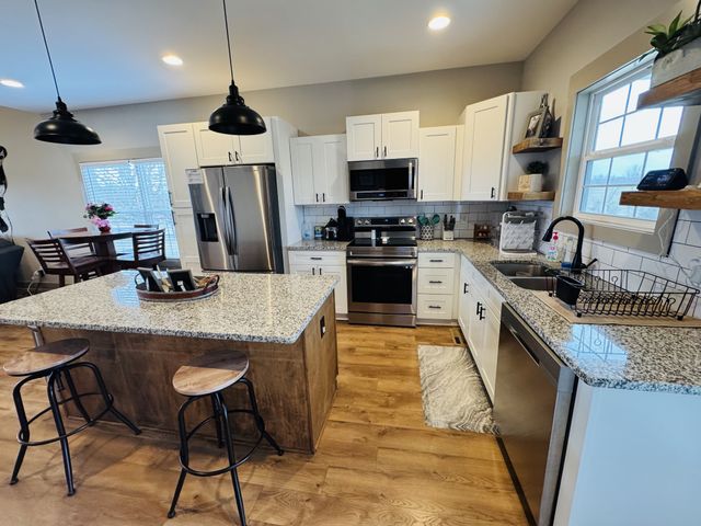 319 Lear Rd, Portland, TN 37148