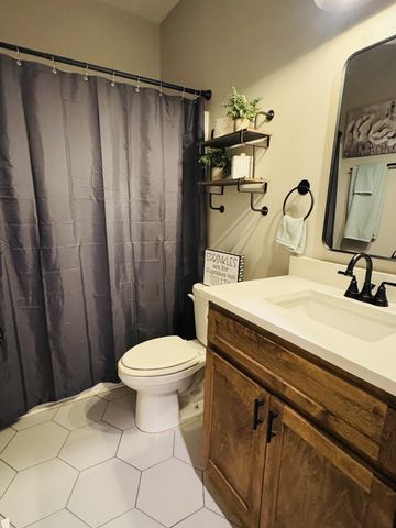 319 Lear Rd, Portland, TN 37148