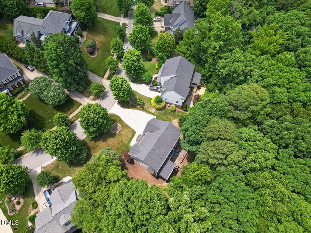 212 Midden Way, Holly Springs, NC 27540