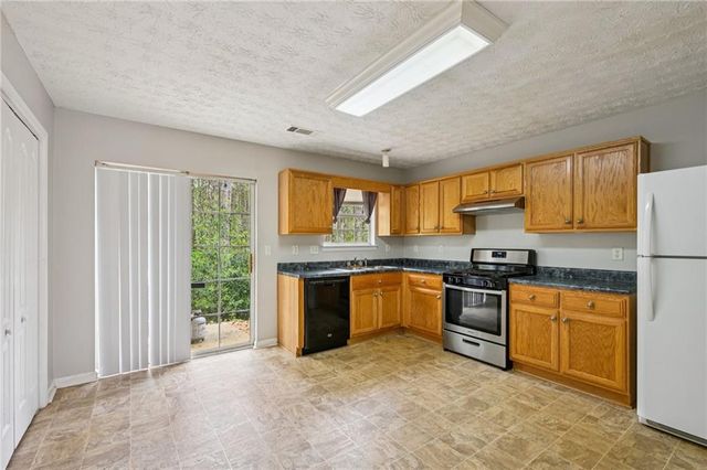 5007 Chupp Way Circle, Lithonia, GA 30038