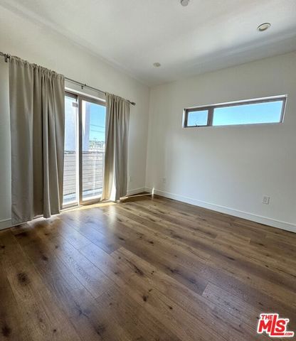 250 S Burlington Avenue, Los Angeles, CA 90057