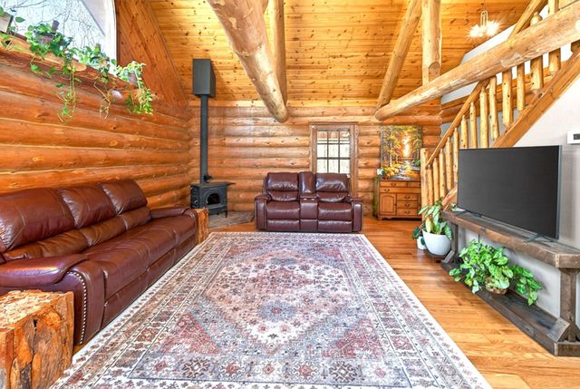 837 E Whitetail Drive, Midland, MI 48640
