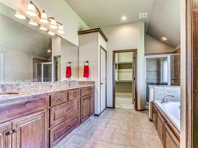 2805 SW 97th Street, Oklahoma City, OK 73159