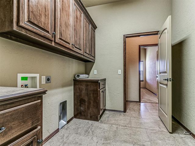 2805 SW 97th Street, Oklahoma City, OK 73159