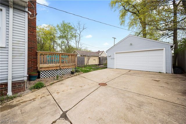 45 E 219th Street, Euclid, OH 44123