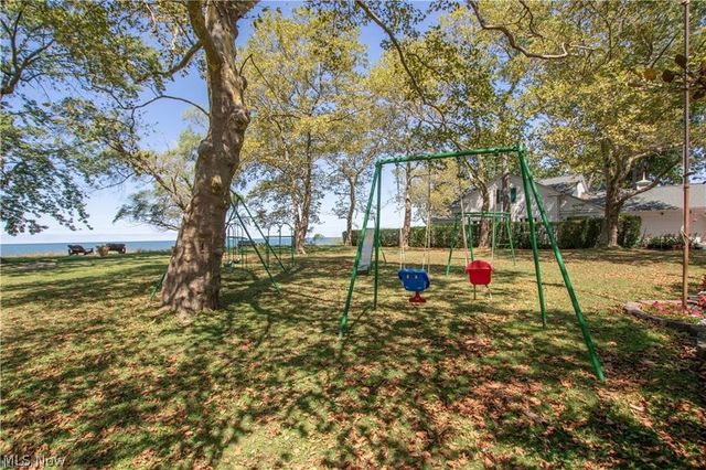 45 E 219th Street, Euclid, OH 44123