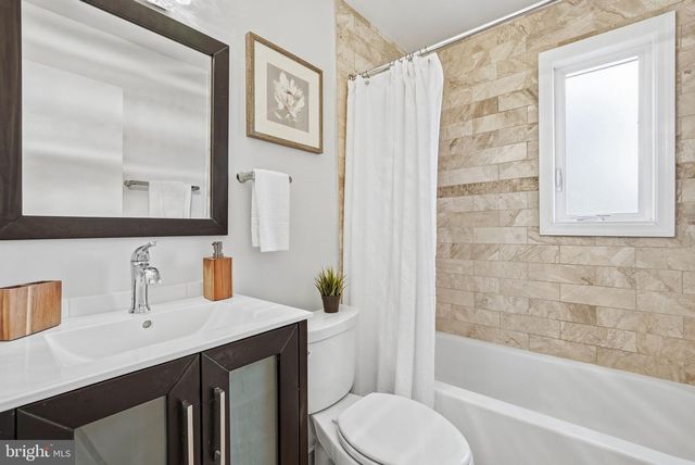 1346 S COLUMBUS ST, Arlington, VA 22204