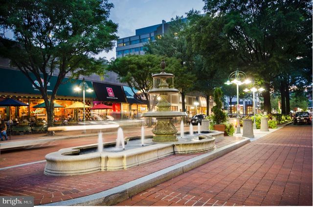 1346 S COLUMBUS ST, Arlington, VA 22204