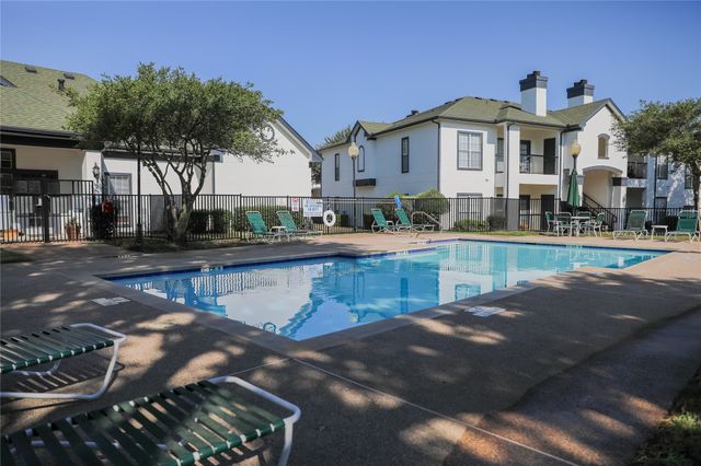 1600 N 9th Street B2R, Midlothian, TX 76065