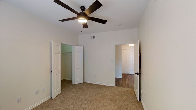 1600 N 9th Street B2R, Midlothian, TX 76065