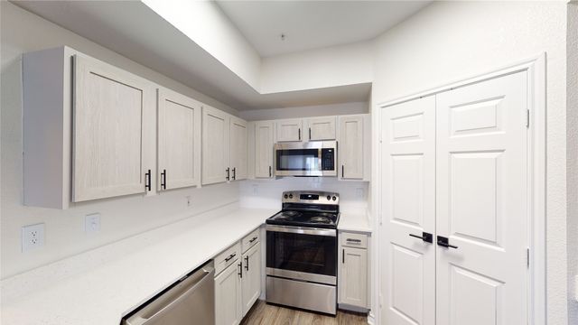 1600 N 9th Street B2R, Midlothian, TX 76065