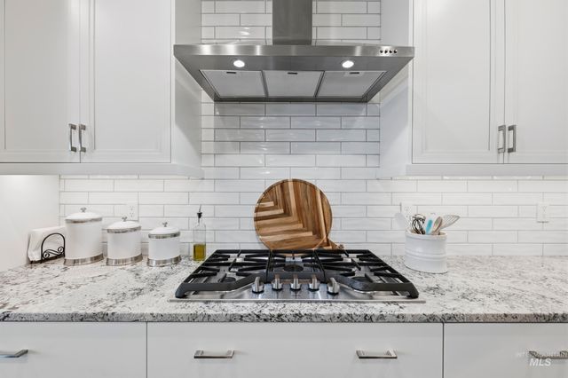 1310 W Winsett, Kuna, ID 83634