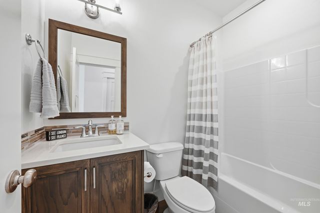 1310 W Winsett, Kuna, ID 83634