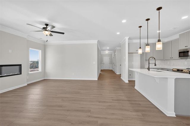 549 Grover Street, Hoschton, GA 30548