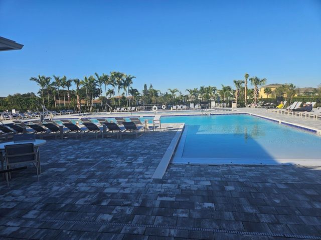 5729 Graceful Way, Delray Beach, FL 33484