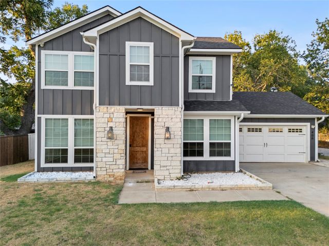 406 William Street, Pottsboro, TX 75076