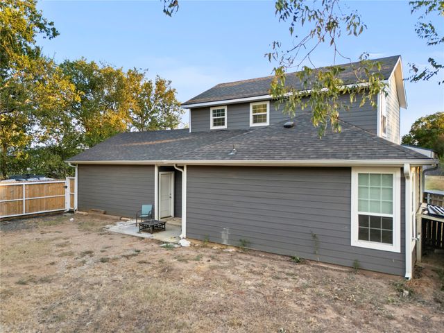 406 William Street, Pottsboro, TX 75076