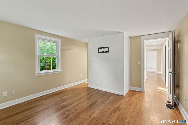 142 North Taylor Avenue, Norwalk, CT 06854
