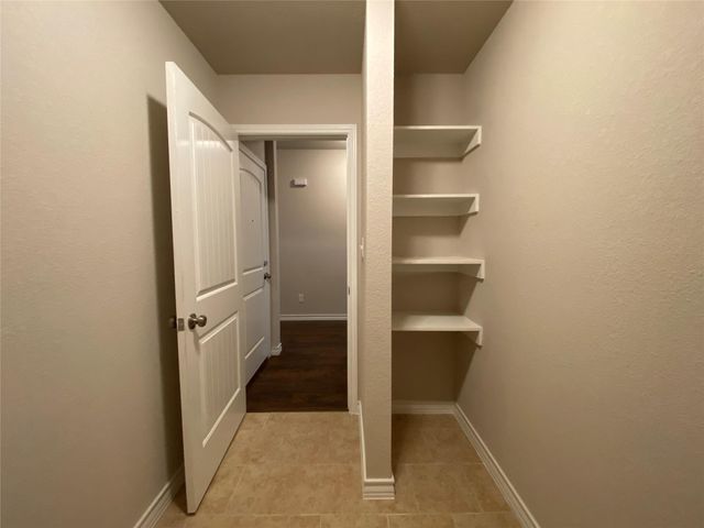 1304 E Magnolia Avenue, Fort Worth, TX 76104