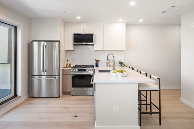 46 Everett Street 3, Boston, MA 02128