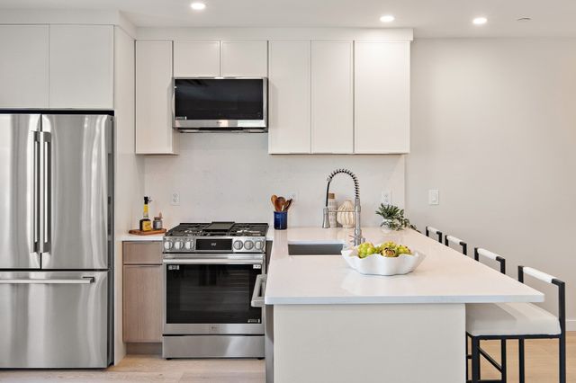 46 Everett Street 3, Boston, MA 02128
