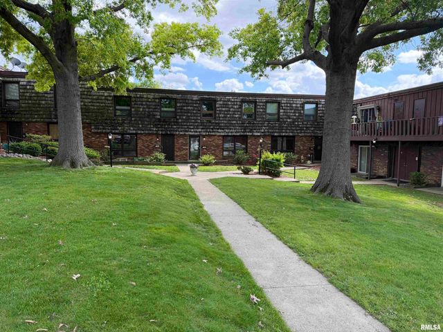 1910 Jeanette Ln Apt 3, Springfield, IL 62702