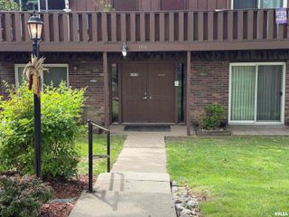 1910 Jeanette Ln Apt 3, Springfield, IL 62702