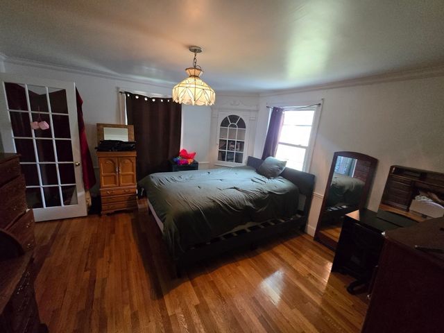 203 Burncoat St, Worcester, MA 01606