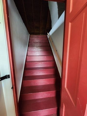203 Burncoat St, Worcester, MA 01606