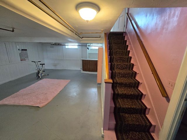 203 Burncoat St, Worcester, MA 01606