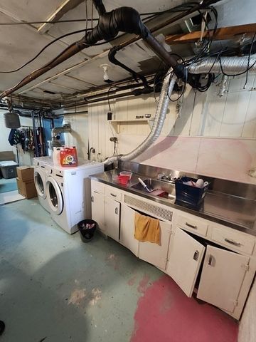 203 Burncoat St, Worcester, MA 01606